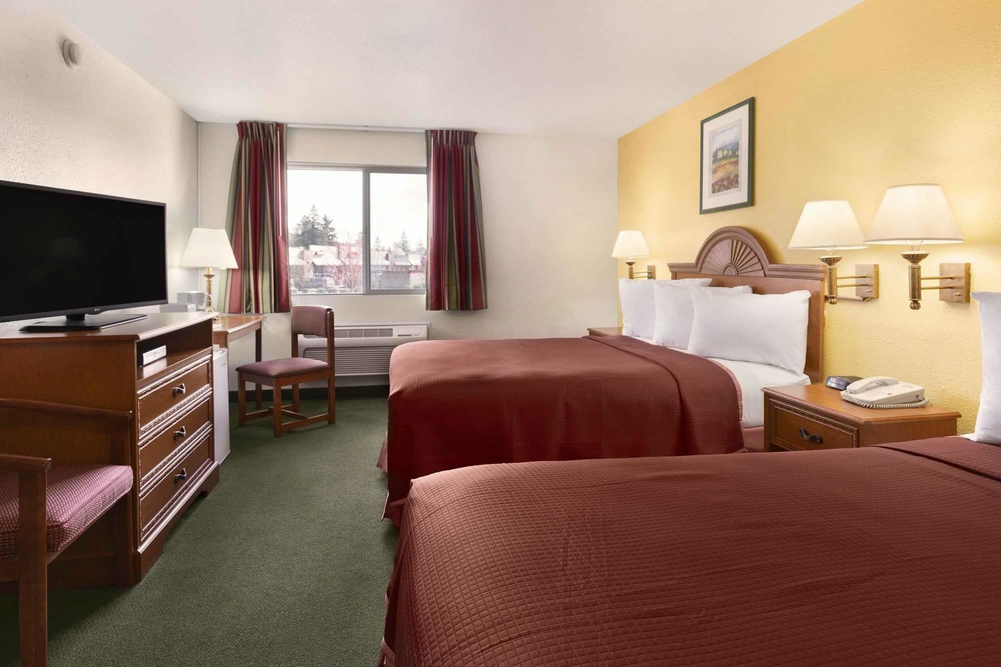 Howard Johnson By Wyndham Salem Exteriér fotografie
